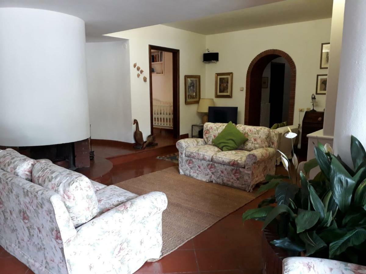 Villa Le Olivine ซอร์เรนโต ภายนอก รูปภาพ