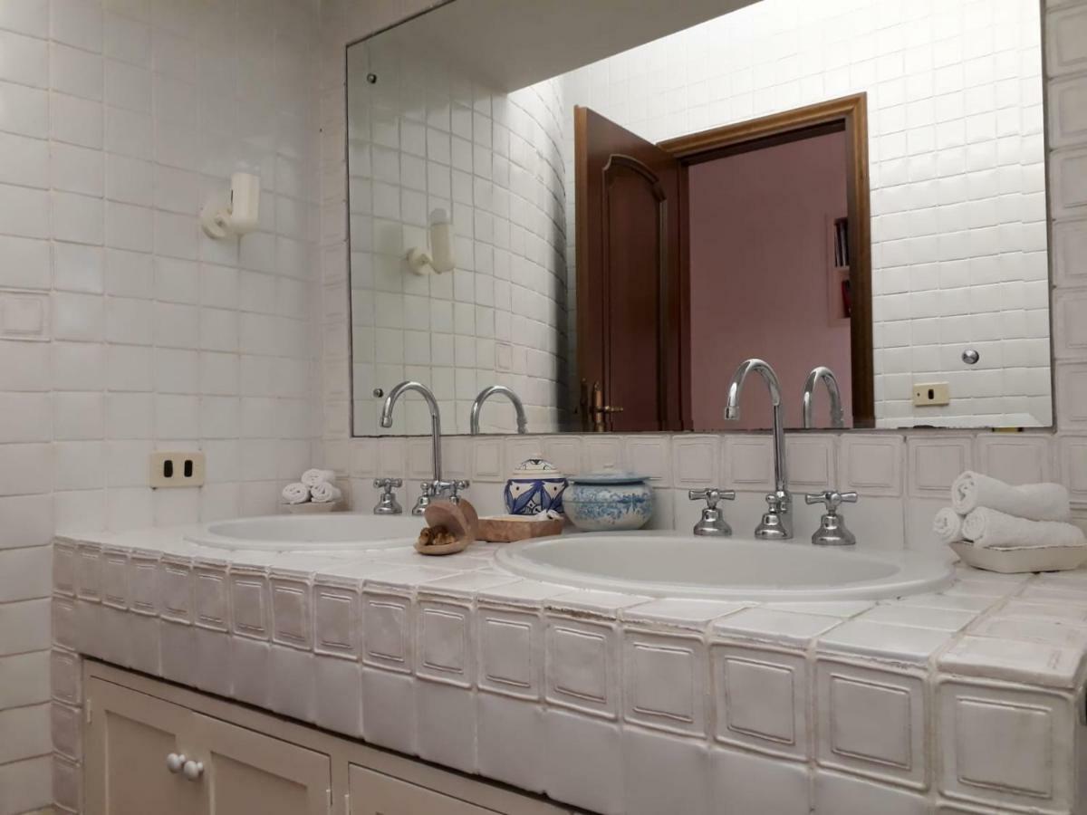 Villa Le Olivine ซอร์เรนโต ภายนอก รูปภาพ